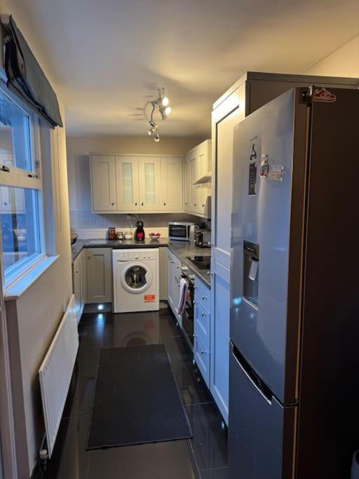 Stylish, Spacious And Central 4 Bedroom House Belfast Esterno foto