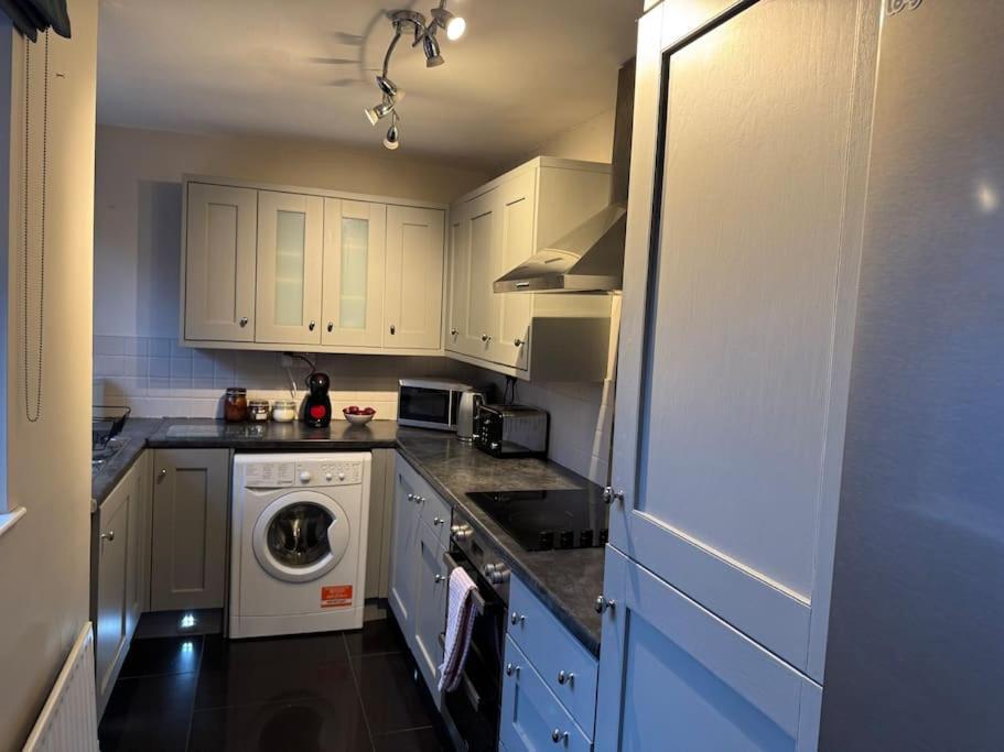 Stylish, Spacious And Central 4 Bedroom House Belfast Esterno foto